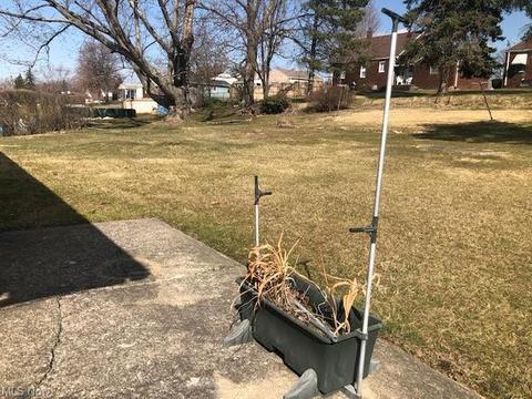 421 Eastern Ave, Campbell, OH 44405 photo 29