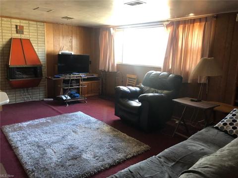 421 Eastern Ave, Campbell, OH 44405 photo 20