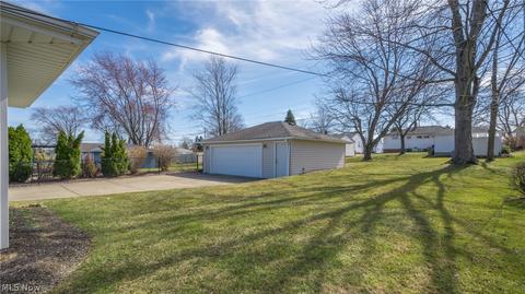 3221 Augustine Dr, Parma, OH 44134 photo 31