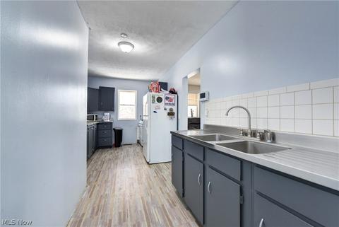 14301 Summit, Maple Heights, OH 44137 photo 8