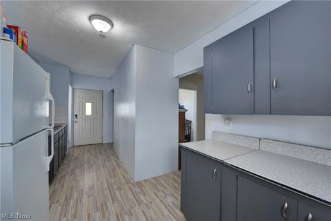 14301 Summit, Maple Heights, OH 44137 photo 10