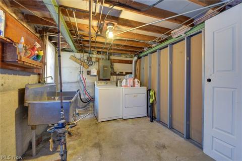 14301 Summit, Maple Heights, OH 44137 photo 19