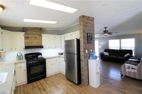 3908 Stroup Rd, Rootstown, OH 44272 photo 5