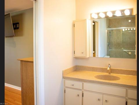 8417 Dalepoint Rd, Independence, OH 44131 photo 21