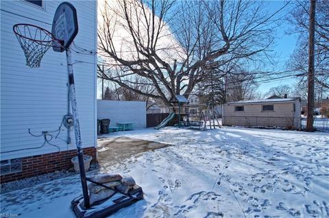 352 E 248th St, Euclid, OH 44123 photo 32