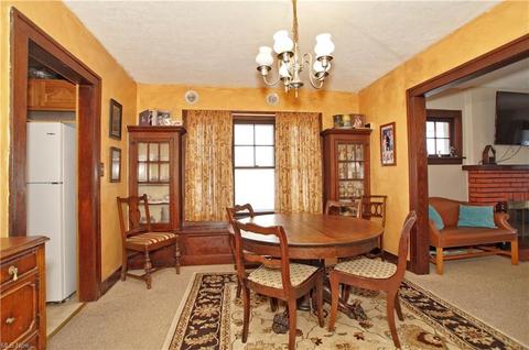 352 E 248th St, Euclid, OH 44123 photo 9
