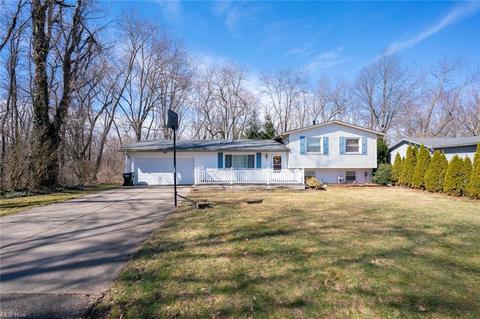 1605 Blempton Rd NW, Massillon, OH 44646 photo 2