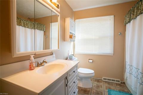 1605 Blempton Rd NW, Massillon, OH 44646 photo 13