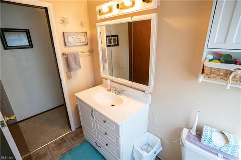 1605 Blempton Rd NW, Massillon, OH 44646 photo 14