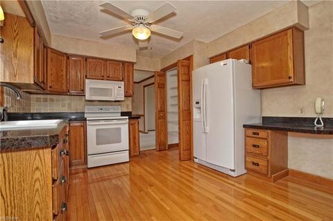 7460 Liberty Rd, Solon, OH 44139 photo 6