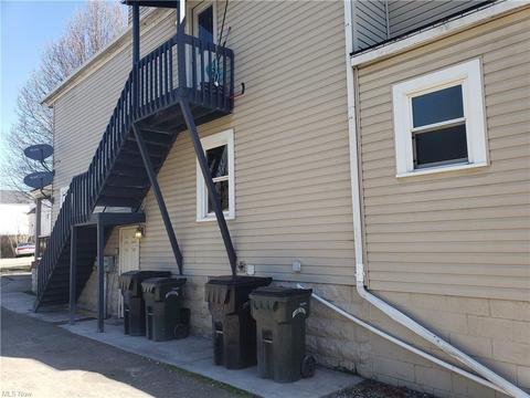 514 Second St, Elyria, OH 44035 photo 4