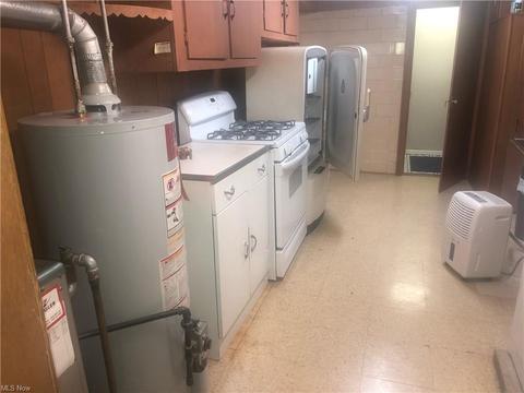 1416 Thayer Ave, Ashtabula, OH 44004 photo 9