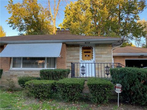 1416 Thayer Ave, Ashtabula, OH 44004 photo 1