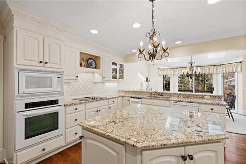 32620 Shadowbrook Dr, Solon, OH 44139 photo 14