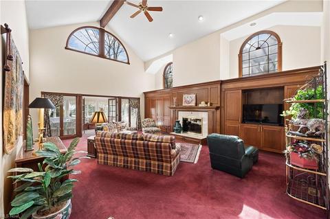 32620 Shadowbrook Dr, Solon, OH 44139 photo 8