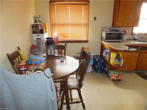 9209 Biddulph Rd, Brooklyn, OH 44144 photo 5