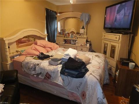 9209 Biddulph Rd, Brooklyn, OH 44144 photo 7