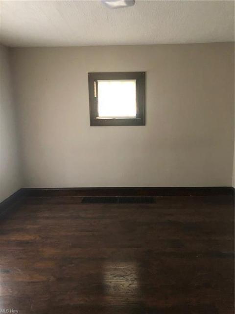 809 Diagonal Rd, Akron, OH 44320 photo 4