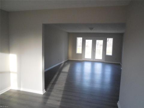 8955 Oberlin Rd, Elyria, OH 44035 photo 13