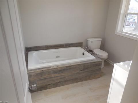 8955 Oberlin Rd, Elyria, OH 44035 photo 21