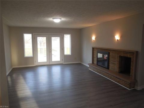 8955 Oberlin Rd, Elyria, OH 44035 photo 14