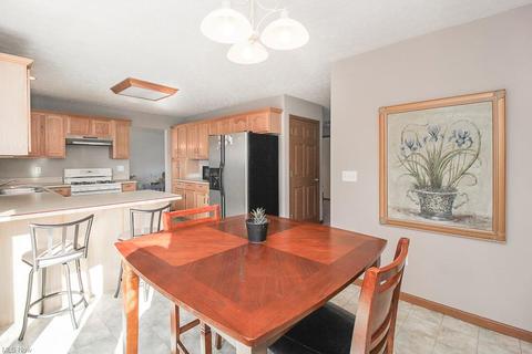 435 Pemberton Dr, Elyria, OH 44035 photo 14