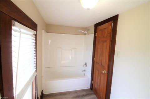 247 E Bergey St, Wadsworth, OH 44281 photo 20