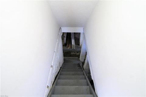 247 E Bergey St, Wadsworth, OH 44281 photo 30