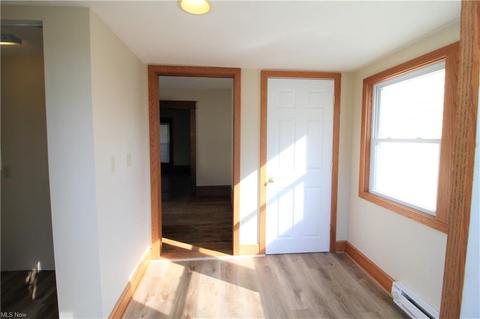 247 E Bergey St, Wadsworth, OH 44281 photo 14