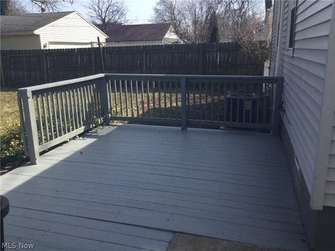 536 Princeton Ave, Elyria, OH 44035 photo 12