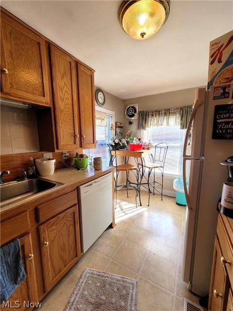 2939 Helen Pl NW, Canton, OH 44708 photo 6
