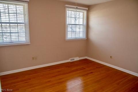 449 University Ave, Elyria, OH 44035 photo 22