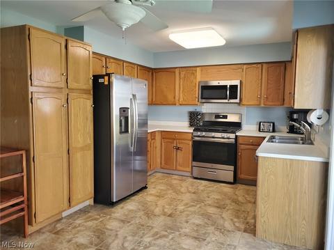 7346 Cromwell Dr, Solon, OH 44139 photo 4