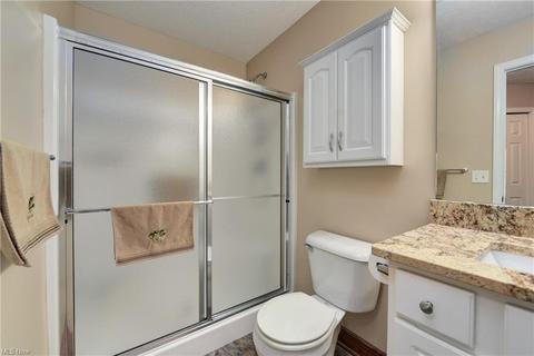 5232 Cardinal Ct, Lorain, OH 44053 photo 18