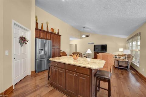 5232 Cardinal Ct, Lorain, OH 44053 photo 8