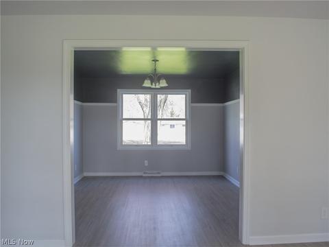 1397 Doncaster Dr, Youngstown, OH 44511 photo 12