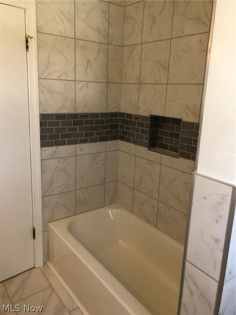1397 Doncaster Dr, Youngstown, OH 44511 photo 22