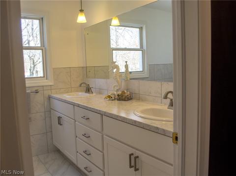 1397 Doncaster Dr, Youngstown, OH 44511 photo 21