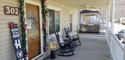 302 3rd St, Stratton, OH 43961 photo 2