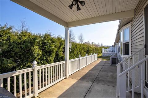 151 Falling Leaf Dr, Seven Hills, OH 44131 photo 29