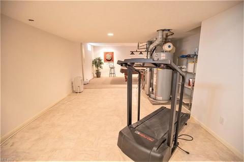 151 Falling Leaf Dr, Seven Hills, OH 44131 photo 24