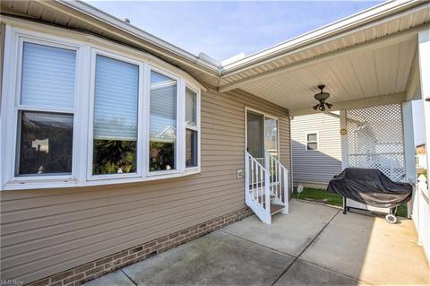 151 Falling Leaf Dr, Seven Hills, OH 44131 photo 30