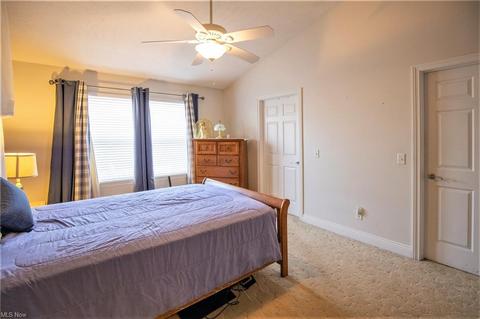 151 Falling Leaf Dr, Seven Hills, OH 44131 photo 13