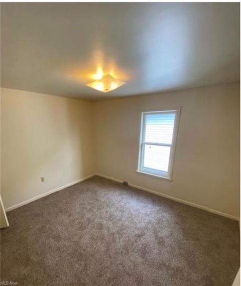 545 6th St, Struthers, OH 44471 photo 11