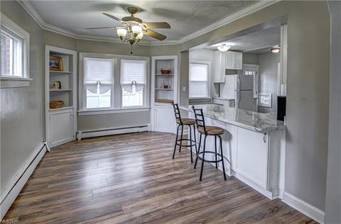 140 E 206th St, Euclid, OH 44123 photo 8