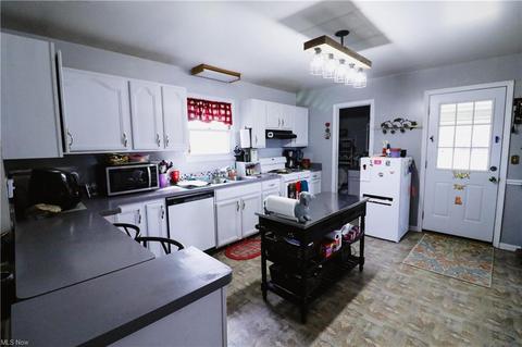 5324 Tallmadge Rd, Rootstown, OH 44272 photo 2