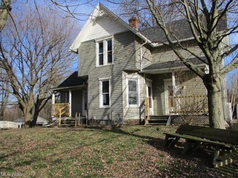 765 Randolph Rd, Mogadore, OH 44260 photo 1
