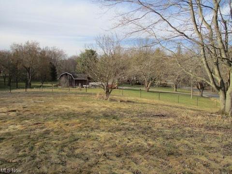 765 Randolph Rd, Mogadore, OH 44260 photo 4