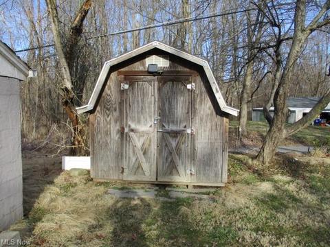 765 Randolph Rd, Mogadore, OH 44260 photo 6