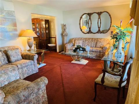 360 Longford Ave, Elyria, OH 44035 photo 2